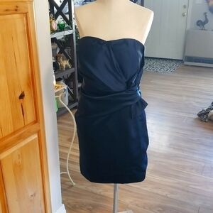 Da Vinci Navy Formal Dress. Built in Bra. Strapless Size 18. Wedding or Event